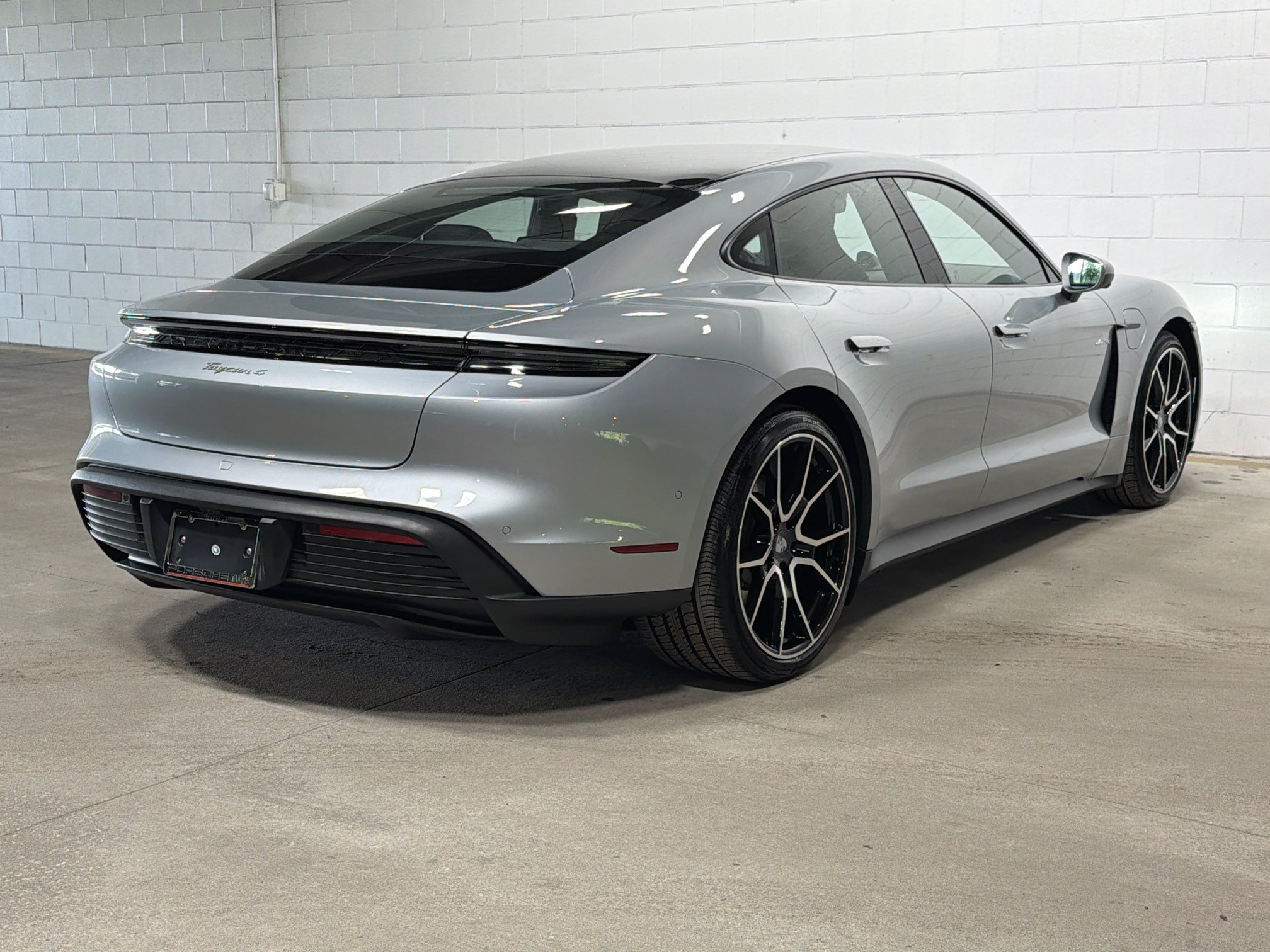 Certified 2026 Porsche Taycan AWD/4WD image 7