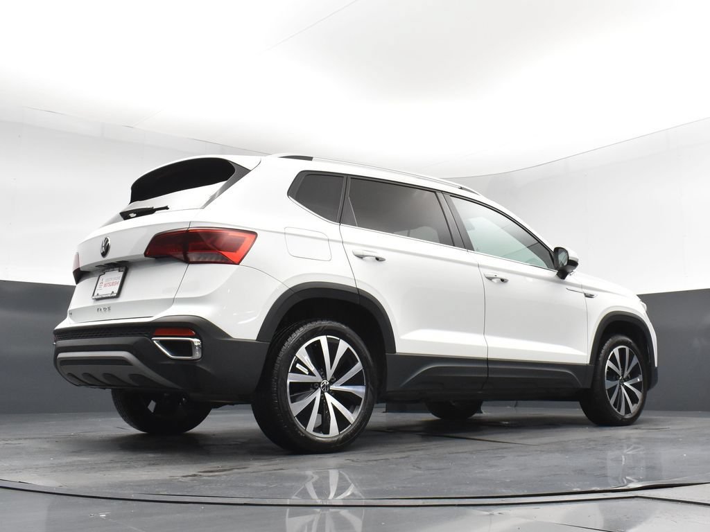 Used 2024 Volkswagen Taos SE FWD image 21