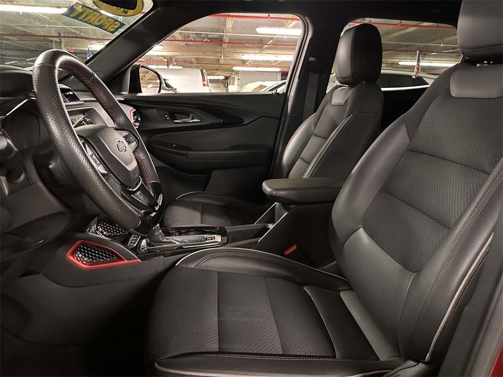 Used 2023 Chevrolet TrailBlazer RS image 15