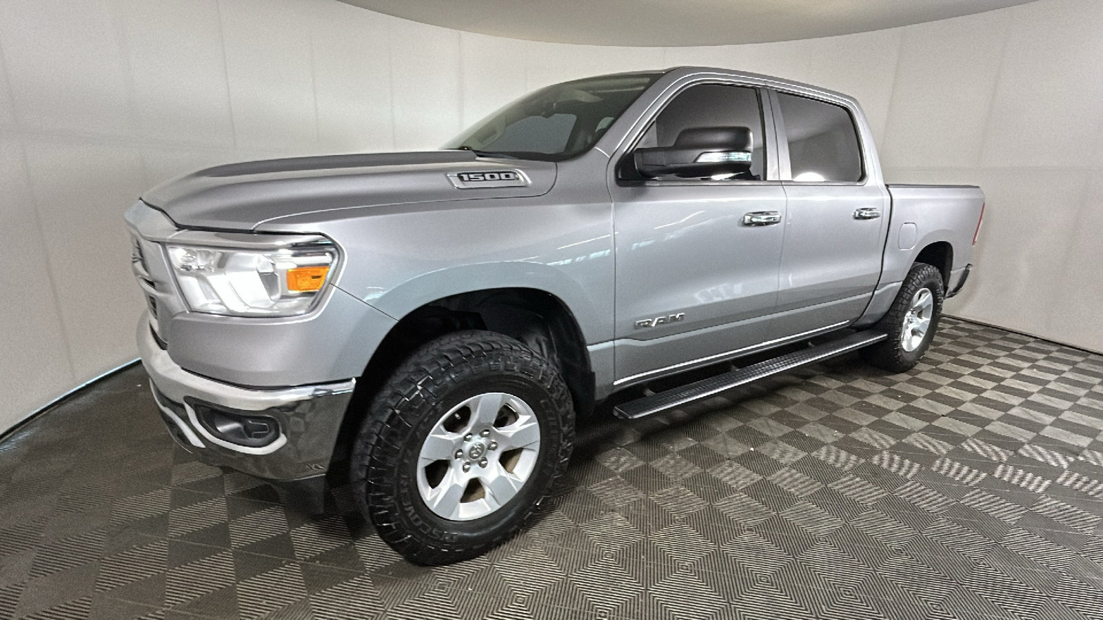 Used 2019 RAM 1500 Big Horn RWD image 8
