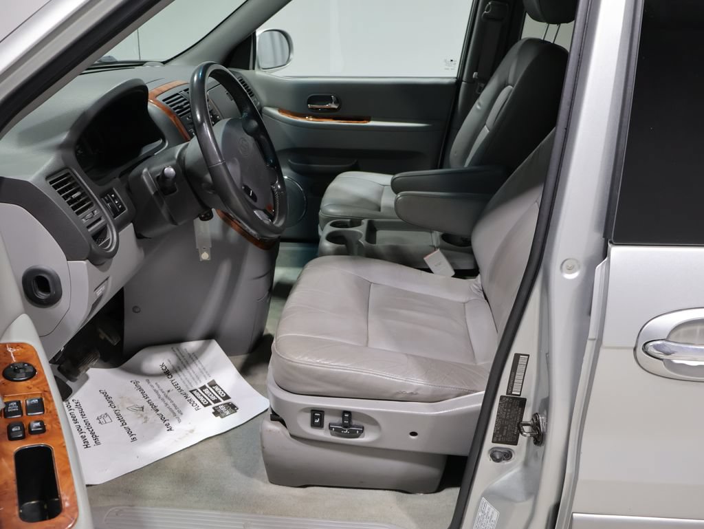 Used 2004 Kia Sedona LX FWD image 10