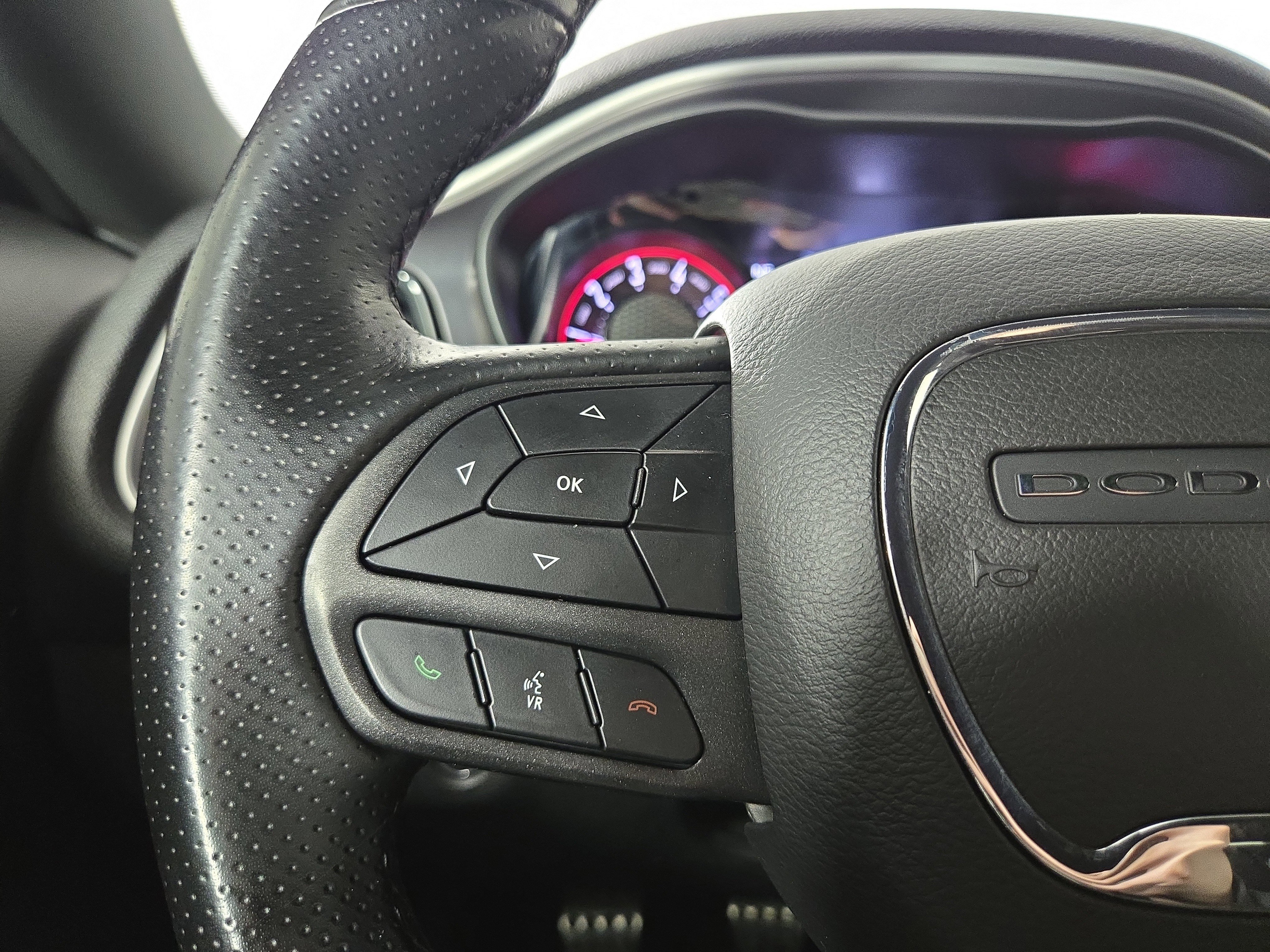 Used 2022 Dodge Challenger R/T w/ Blacktop Package image 15