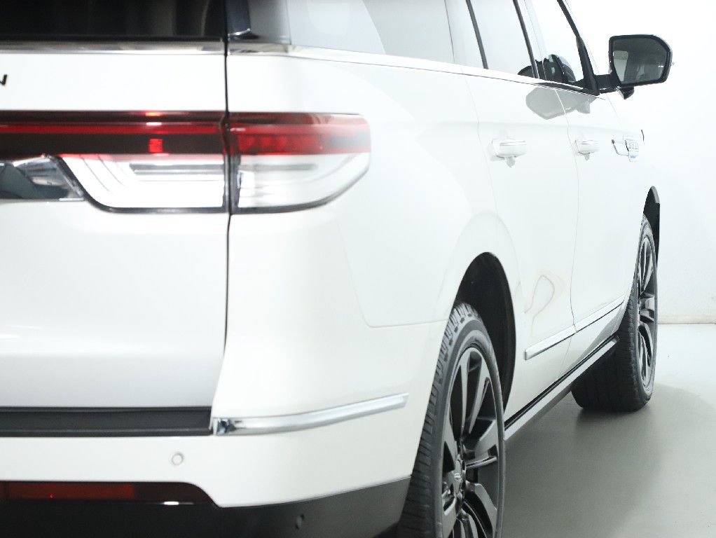Certified 2023 Lincoln Navigator Black Label AWD/4WD image 51