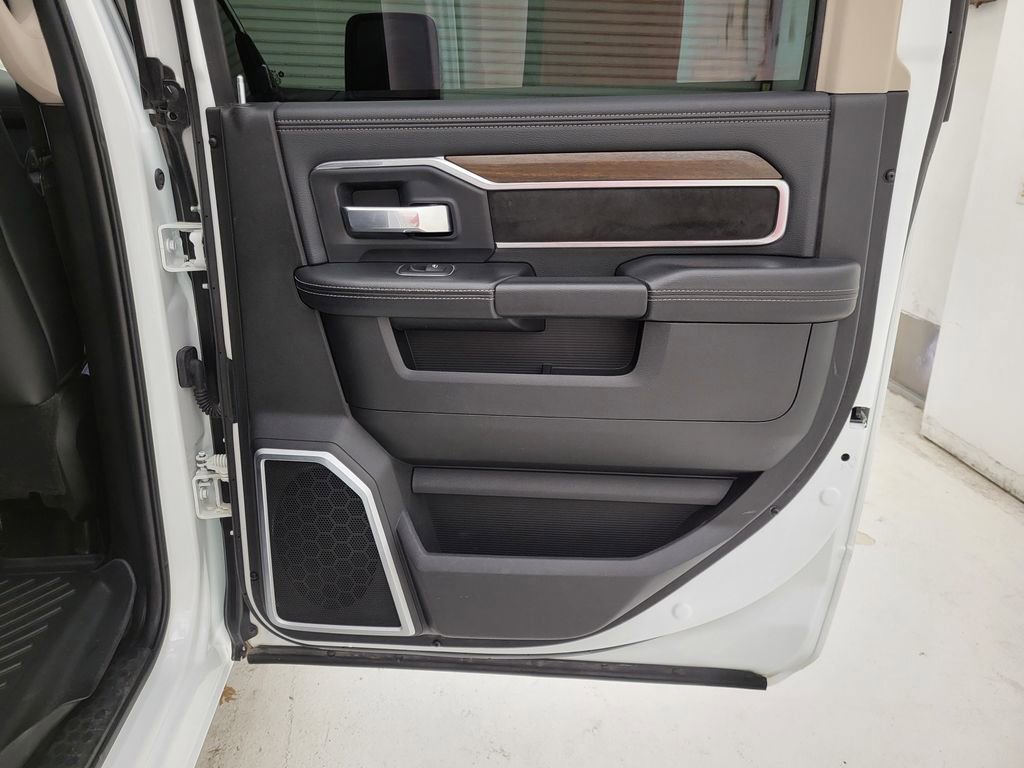 Used 2024 RAM 2500 Laramie image 44