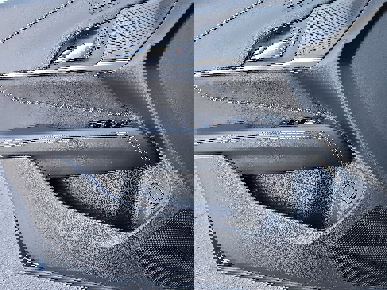 Certified 2023 Cadillac CT4 V Blackwing w/ Driver Assist Package image 19