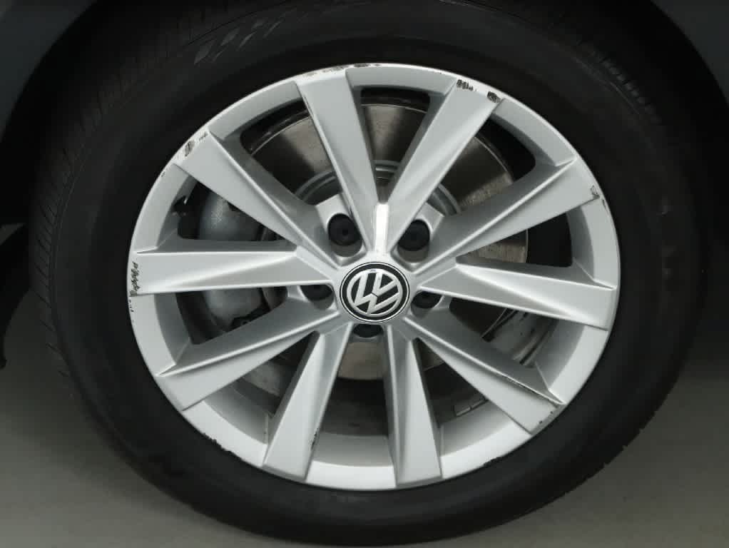 Used 2017 Volkswagen Golf Alltrack SE AWD/4WD image 37