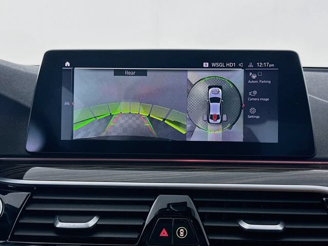 Used 2020 BMW 530i xDrive w/ Premium Package AWD/4WD image 13