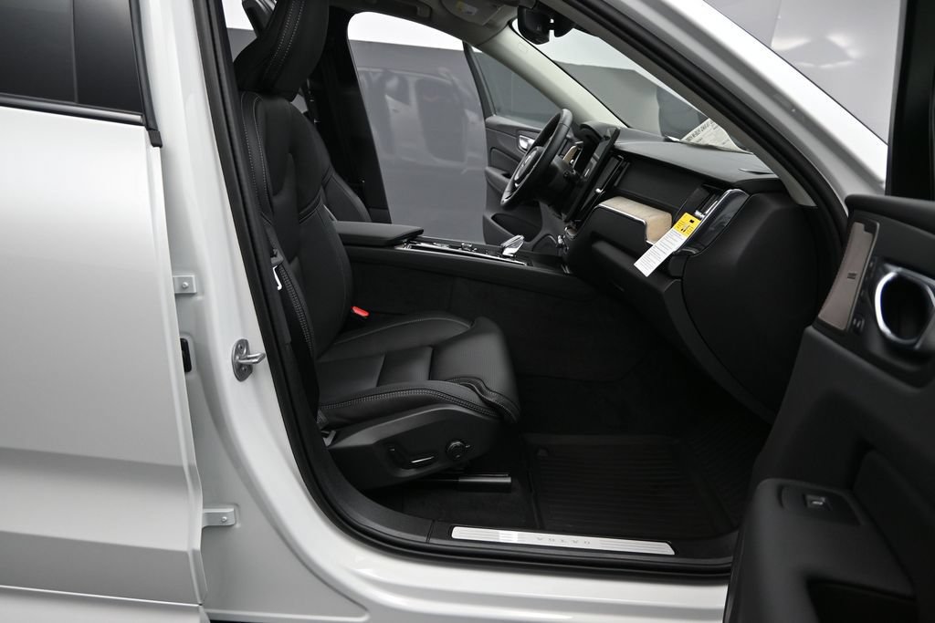 New 2027 Volvo XC60 T8 Ultra AWD/4WD image 21