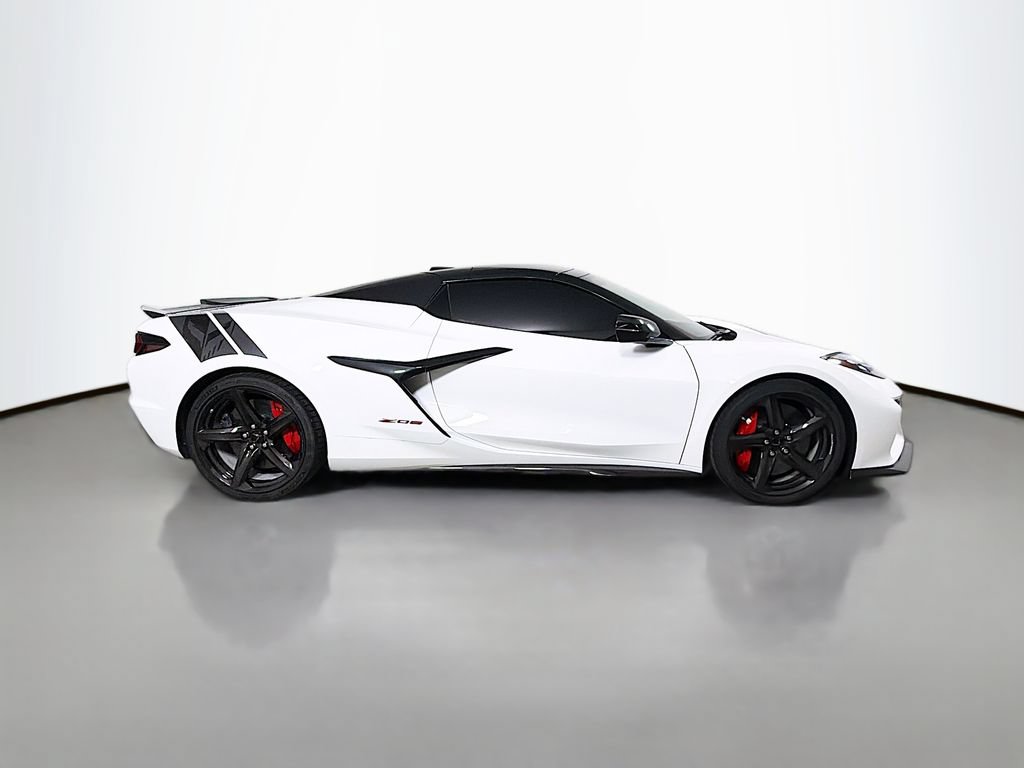Used 2023 Chevrolet Corvette Z06 w/ Battery Protection Package RWD image 5