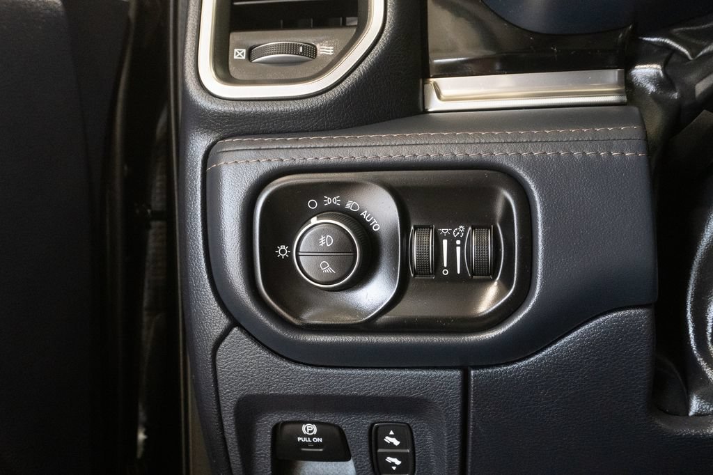 Used 2025 RAM 1500 Tungsten w/ Bed Utility Group AWD/4WD image 17