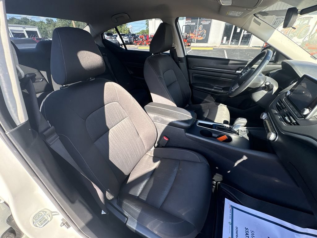 Used 2020 Nissan Altima 2.5 S FWD image 23