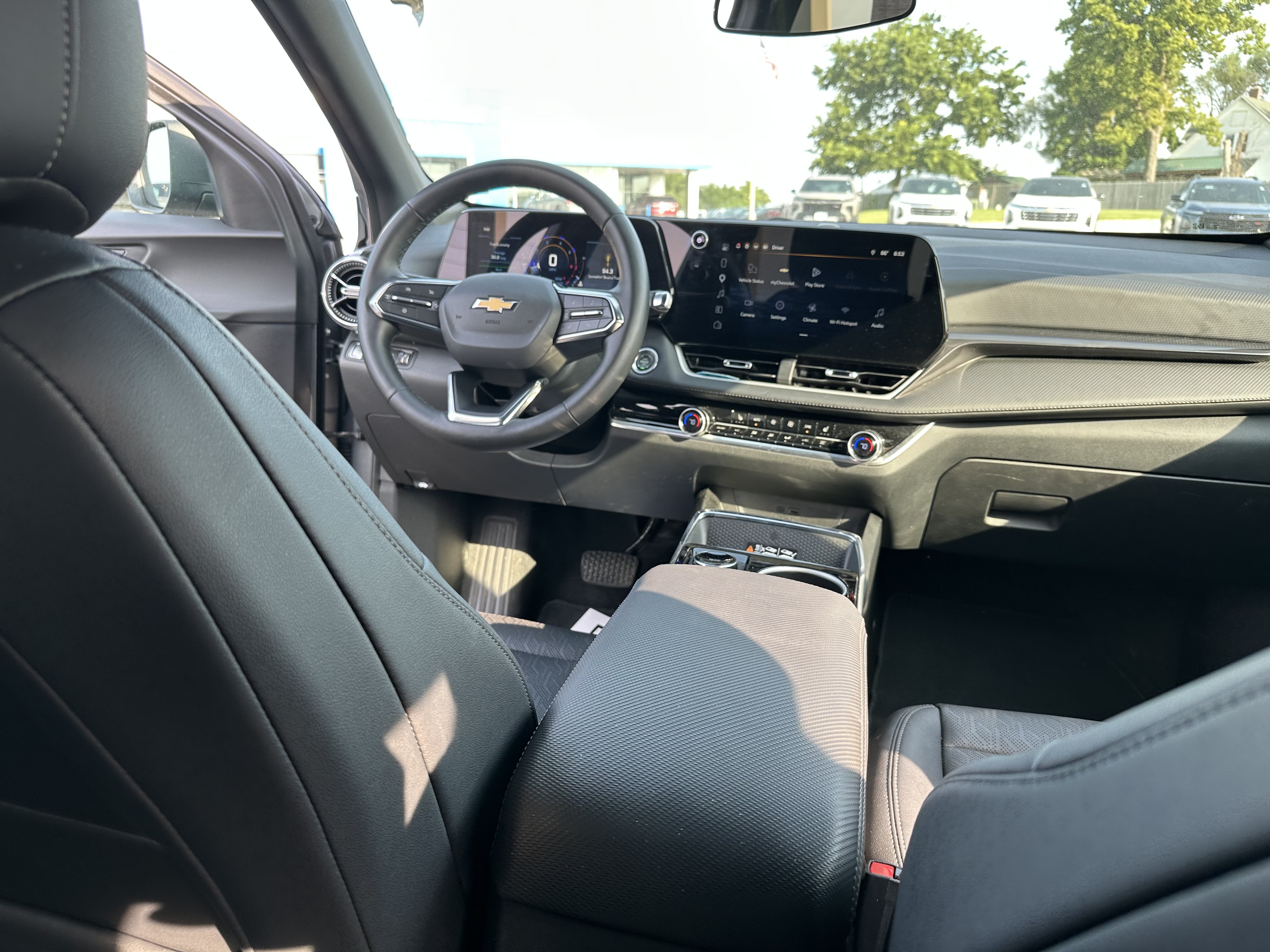 Certified 2026 Chevrolet Equinox LT w/ Convenience Package II AWD/4WD image 28
