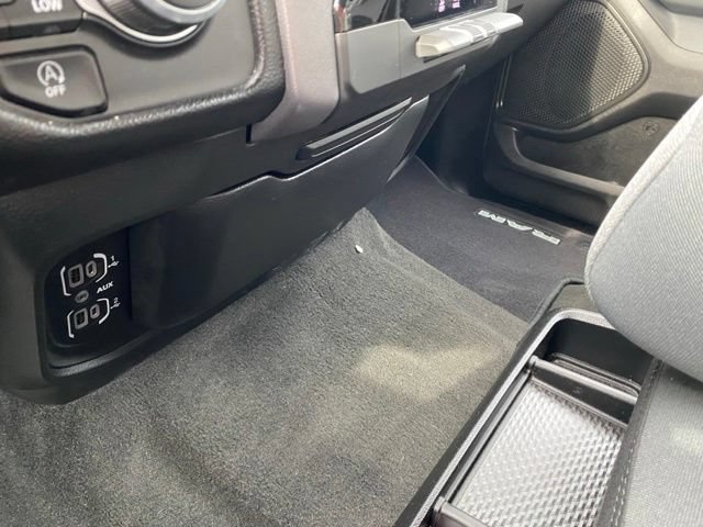 Used 2023 RAM 1500 Big Horn AWD/4WD image 19
