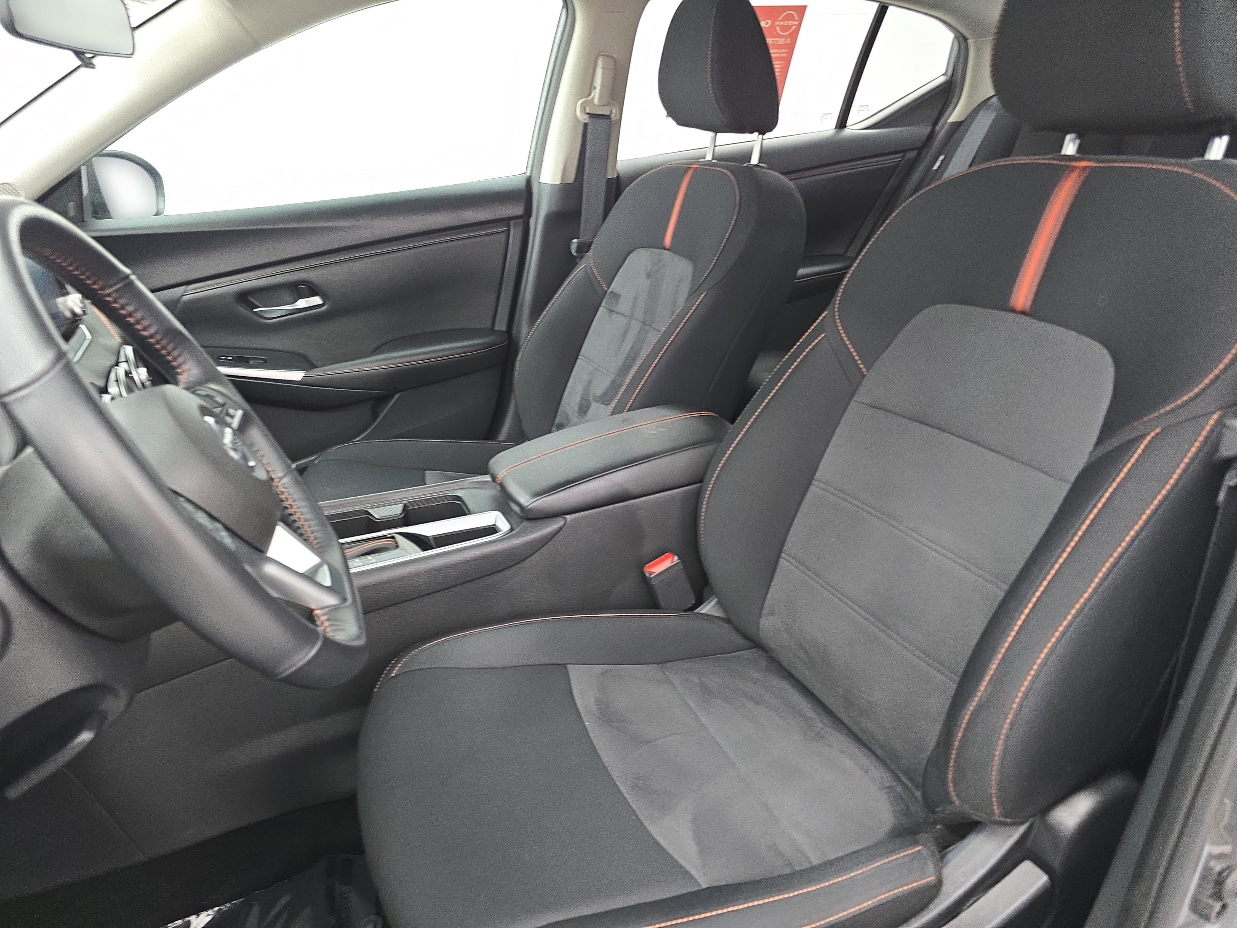 Certified 2023 Nissan Sentra SR w/ Midnight Edition Package FWD image 14
