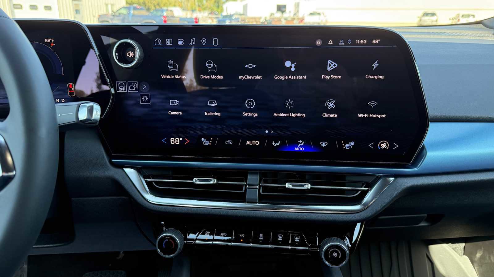New 2026 Chevrolet Equinox EV LT AWD/4WD image 17