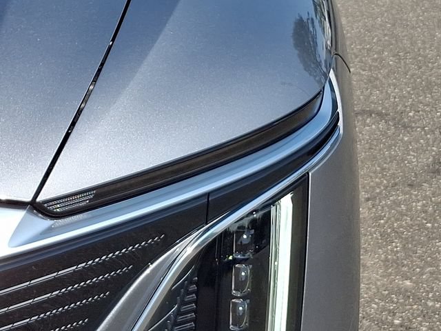Certified 2026 Cadillac Lyriq Signature Luxury w/ Nappa Leather Package AWD/4WD image 7