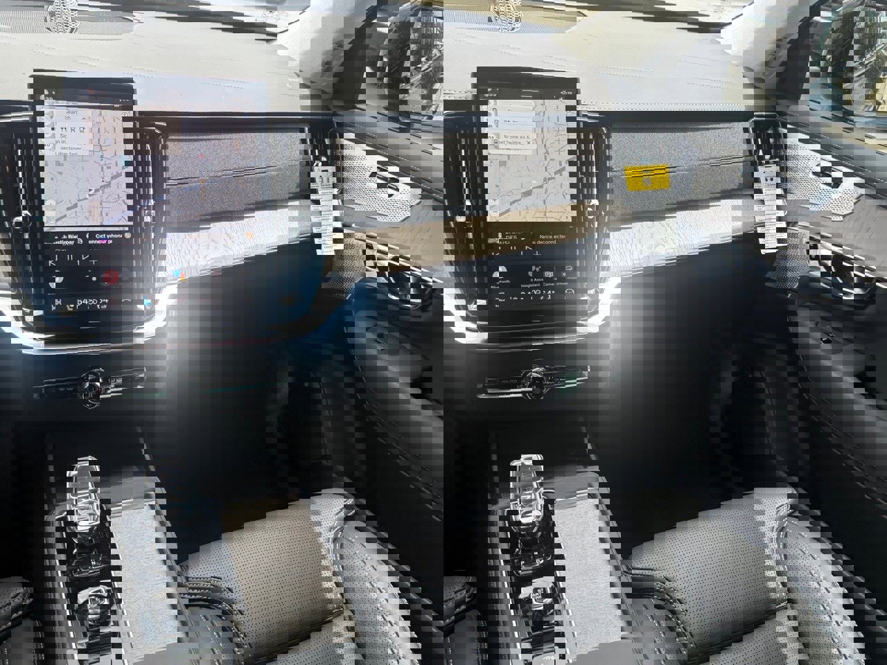 New 2026 Volvo XC90 B6 Ultra w/ Lounge Package image 12