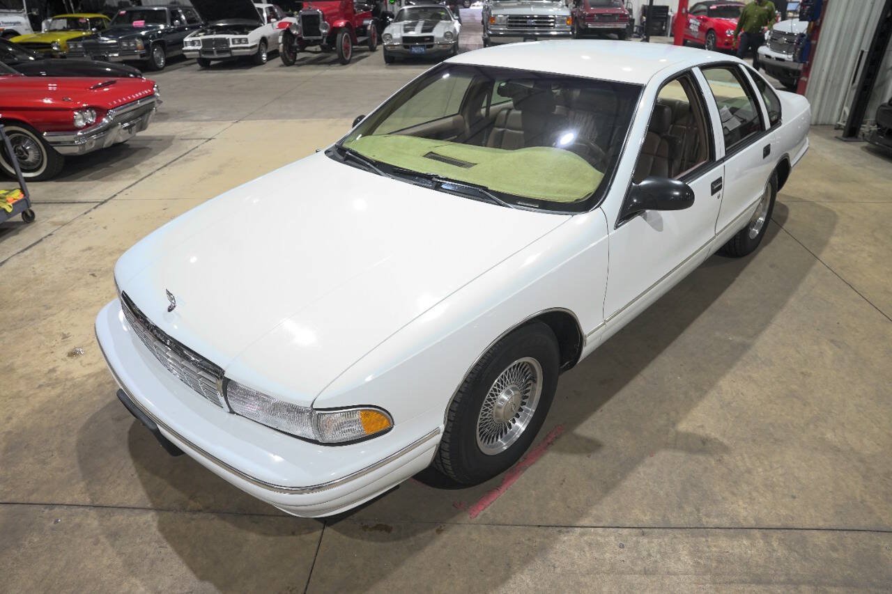 Used 1996 Chevrolet Impala SS RWD image 15