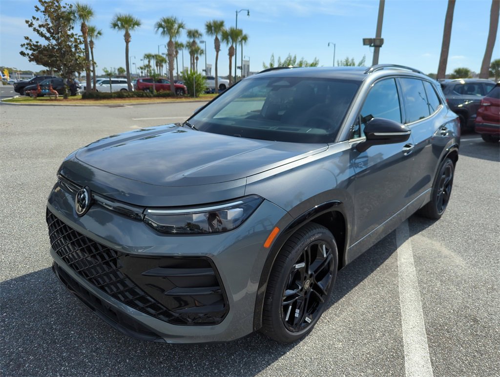 New 2026 Volkswagen Tiguan SE R-Line image 10