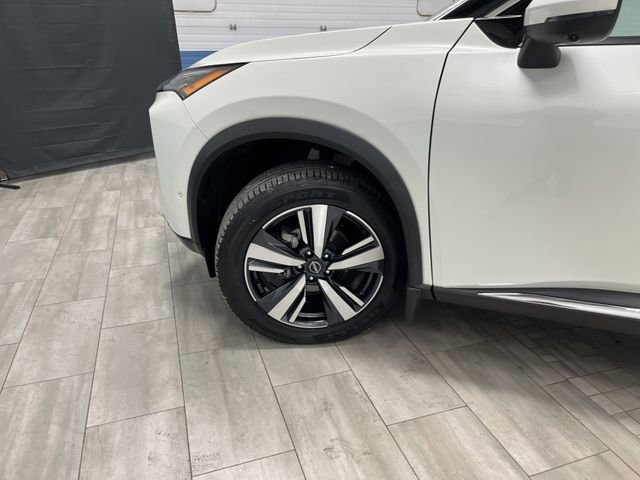 Used 2023 Nissan Rogue SL w/ SL Premium Package image 35