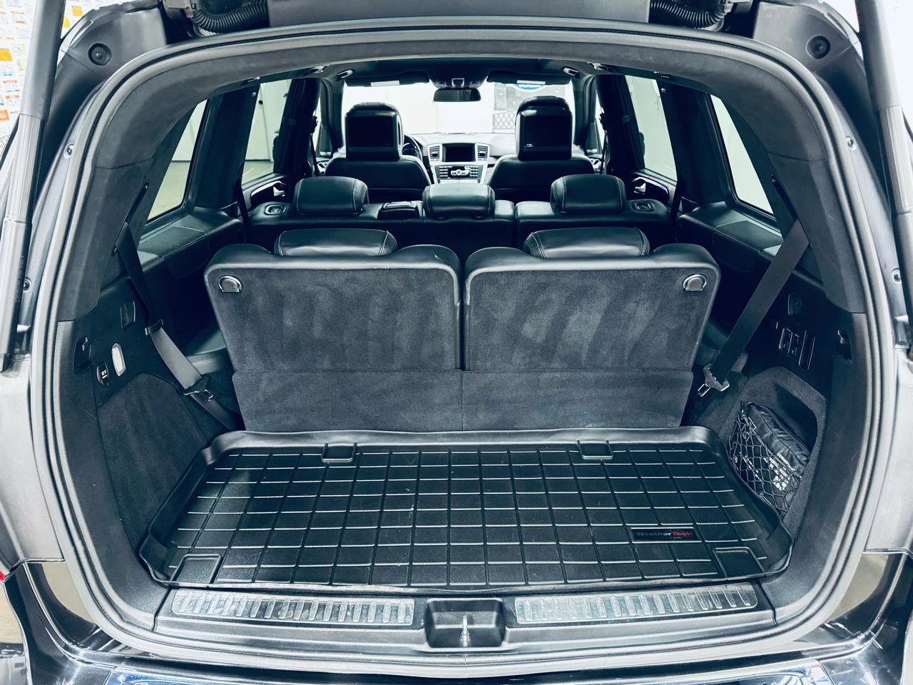 Used 2014 Mercedes-Benz GL 550 4MATIC image 29