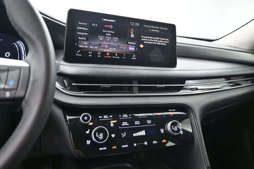 Used 2023 INFINITI QX60 Luxe w/ Cargo Package AWD/4WD image 22