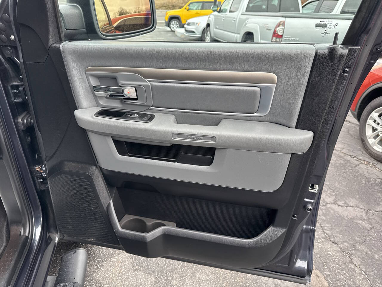Used 2014 RAM 1500 Big Horn AWD/4WD image 25