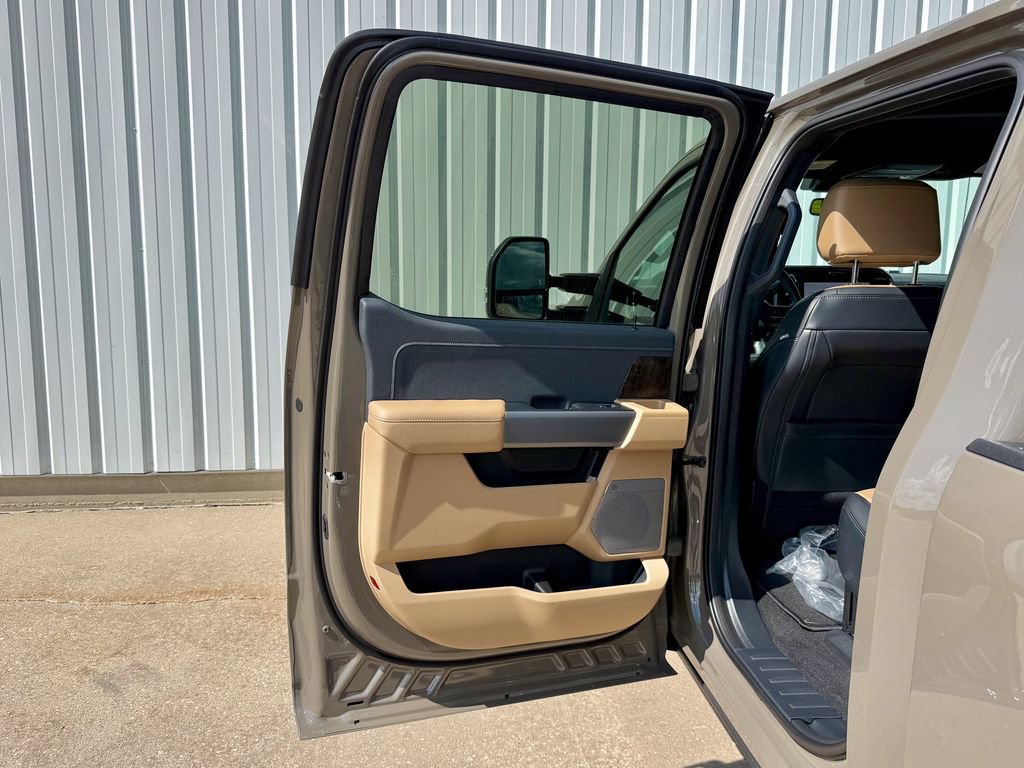New 2026 Ford F250 Lariat AWD/4WD image 15