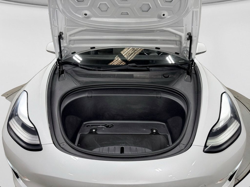 Used 2018 Tesla Model 3 Long Range image 23