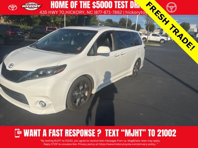 Used 2015 Toyota Sienna SE