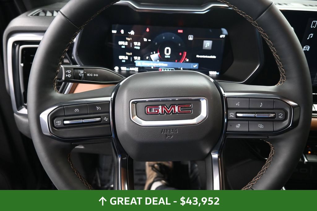 Used 2025 GMC Canyon AT4 w/ Nightfall Edition AWD/4WD image 38