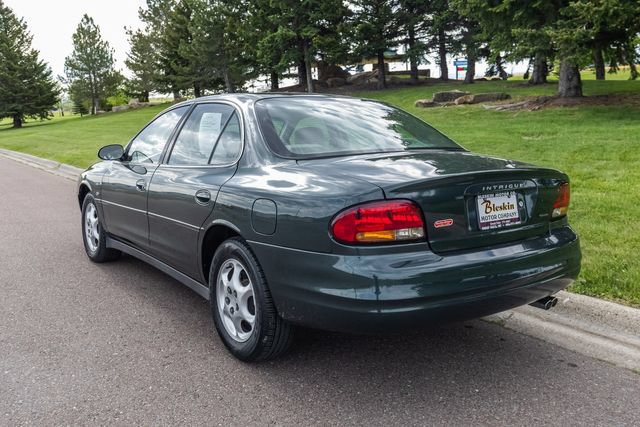 Used 1999 Oldsmobile Intrigue GLS FWD image 7