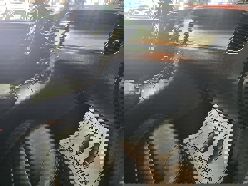 Used 2013 Ford Taurus SEL image 13