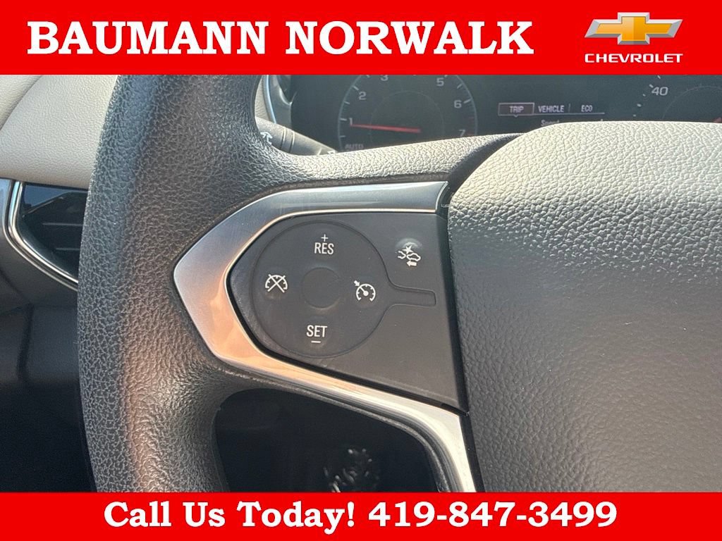 Used 2022 Chevrolet Traverse LS FWD image 25