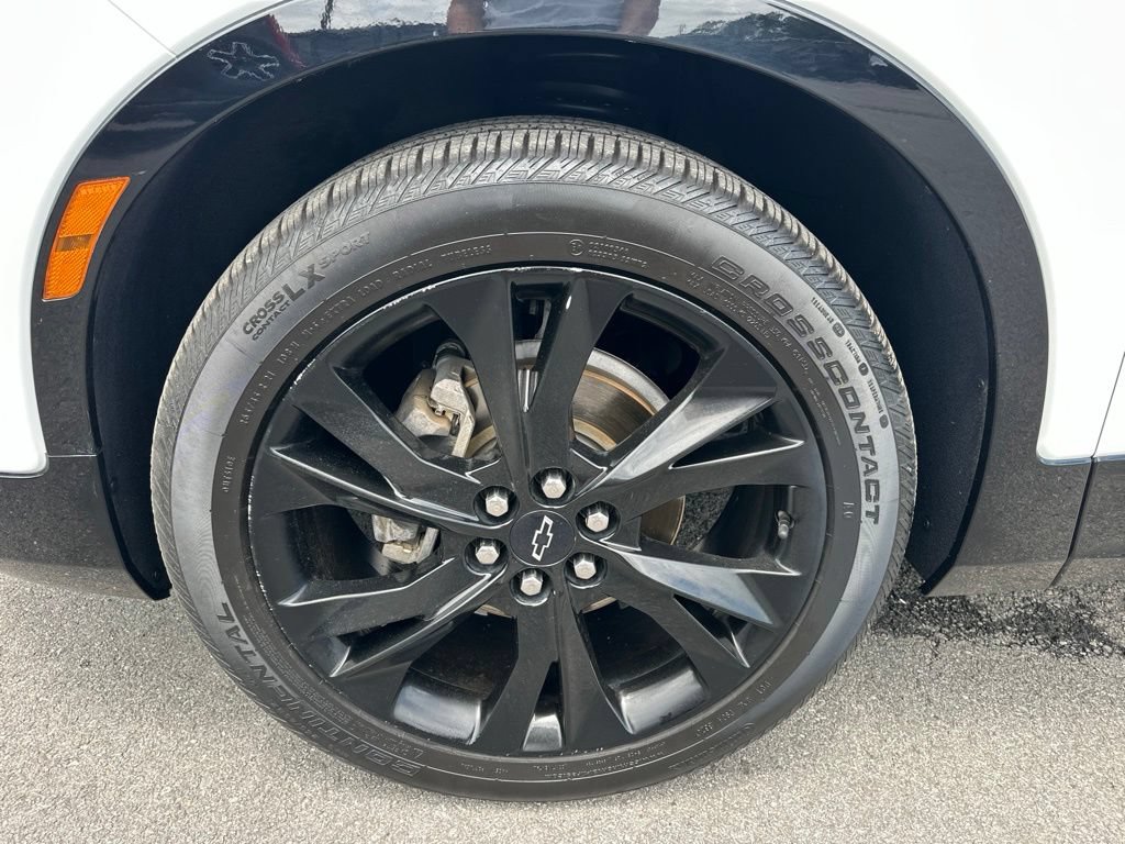 Used 2019 Chevrolet Blazer RS w/ Sun and Wheels Package FWD image 11
