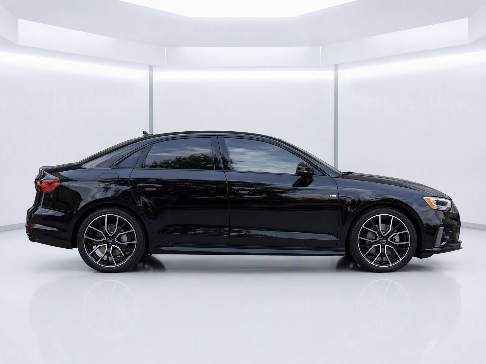 Used 2021 Audi A8 L 3.0T w/ Executive Plus Package AWD/4WD image 3