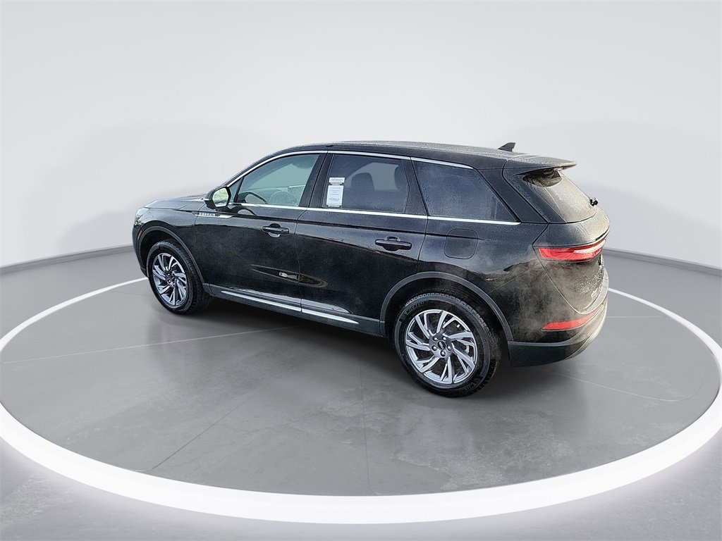 Used 2025 Lincoln Corsair FWD w/ Equipment Group 101A image 6