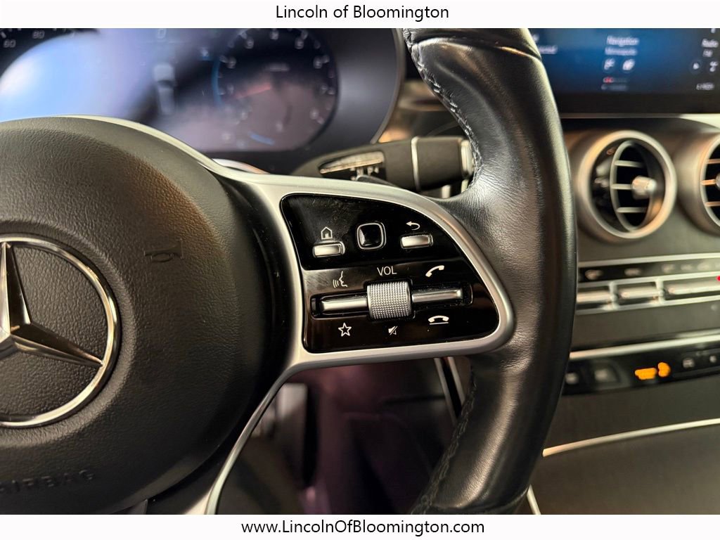Used 2022 Mercedes-Benz GLC 300 GLC 300 image 25
