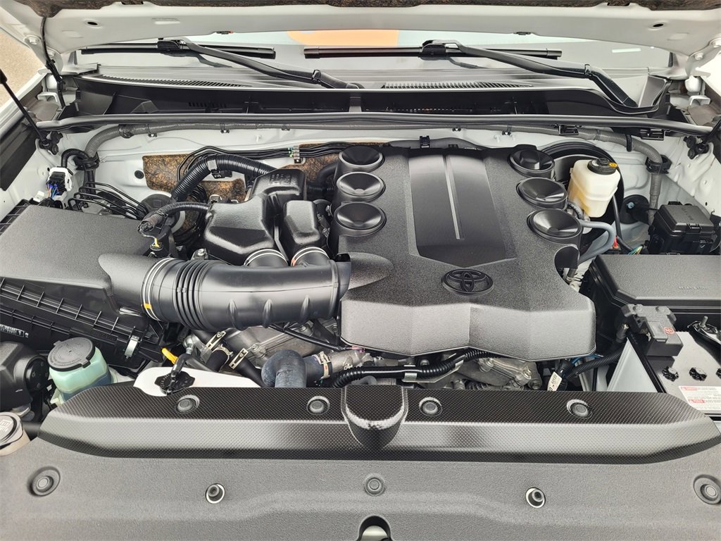 Used 2024 Toyota 4Runner SR5 image 31