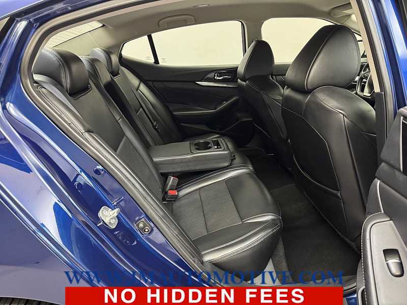 Used 2019 Nissan Maxima 3.5 SV w/ Floor Mat Group FWD image 15