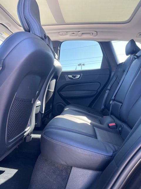 Used 2023 Volvo XC60 B5 Ultimate AWD/4WD image 23
