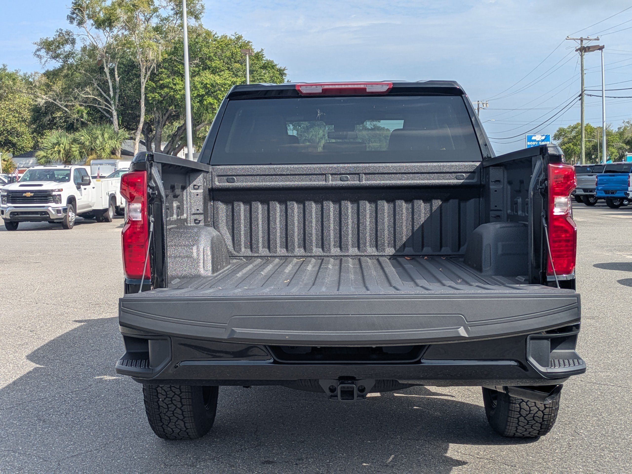 New 2026 Chevrolet Silverado 1500 Custom AWD/4WD image 13