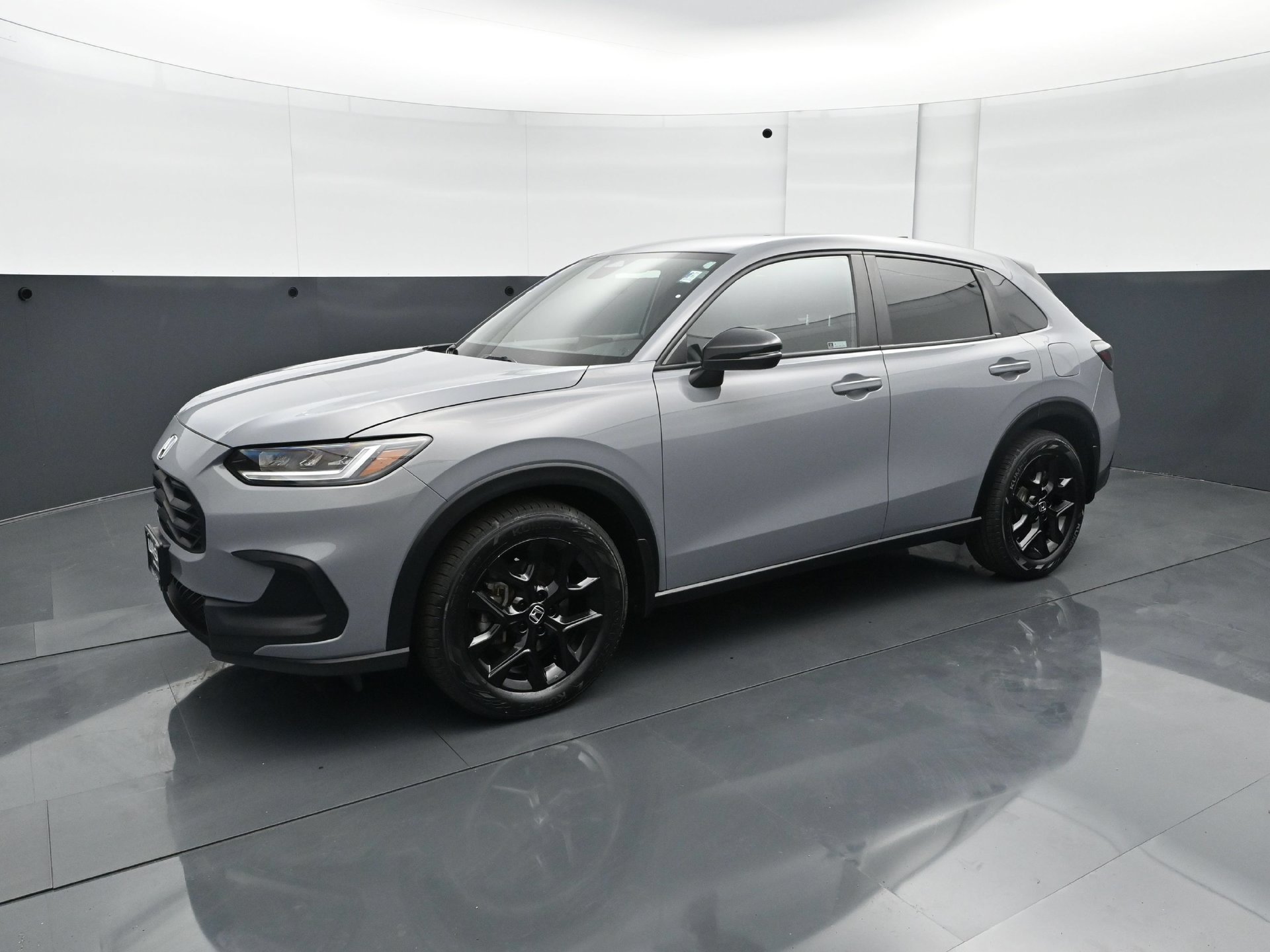 Used 2024 Honda HR-V Sport image 2