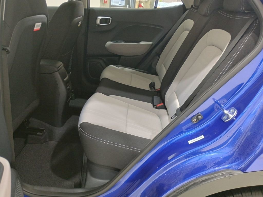 New 2026 Hyundai Venue SEL FWD image 25