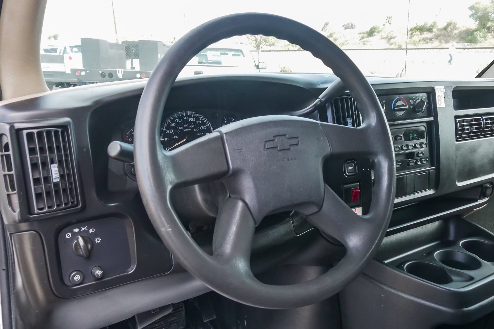 Used 2007 Chevrolet Express 2500 RWD image 13