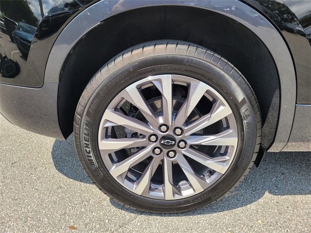 Used 2025 Chevrolet Blazer Premier w/ Driver Confidence II Package image 21