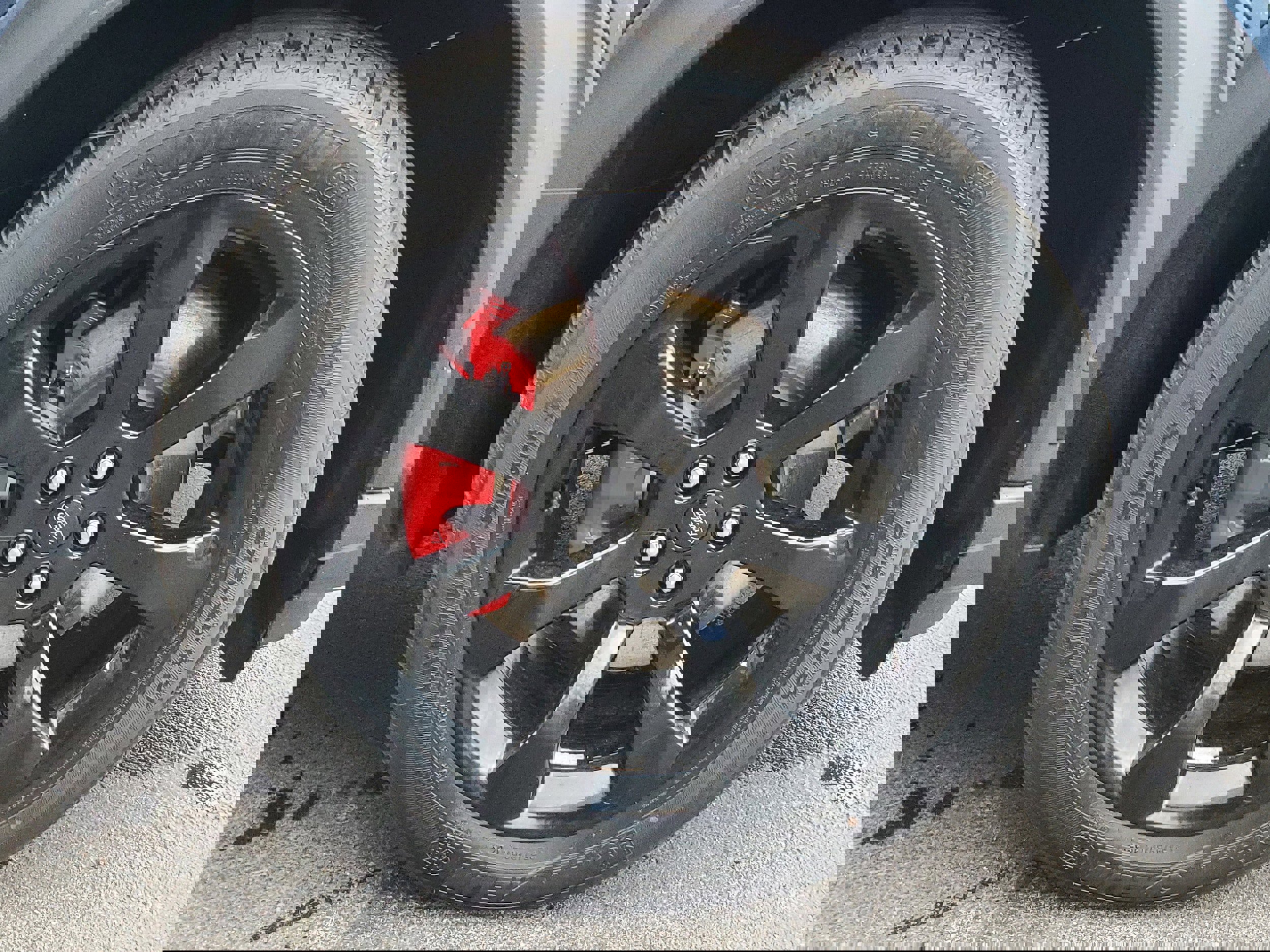 Used 2020 Ford Explorer ST w/ ST Street Pack image 8