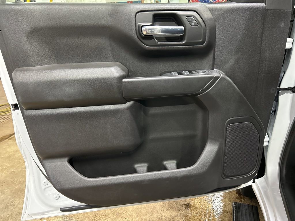 Used 2023 Chevrolet Silverado 1500 Custom image 13
