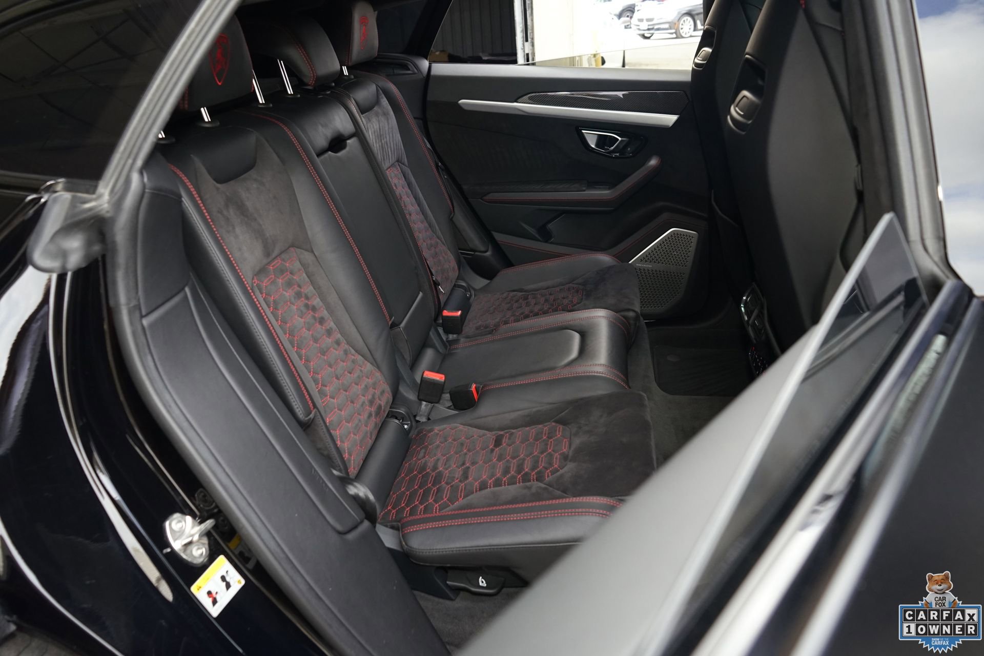Used 2021 Lamborghini Urus image 24