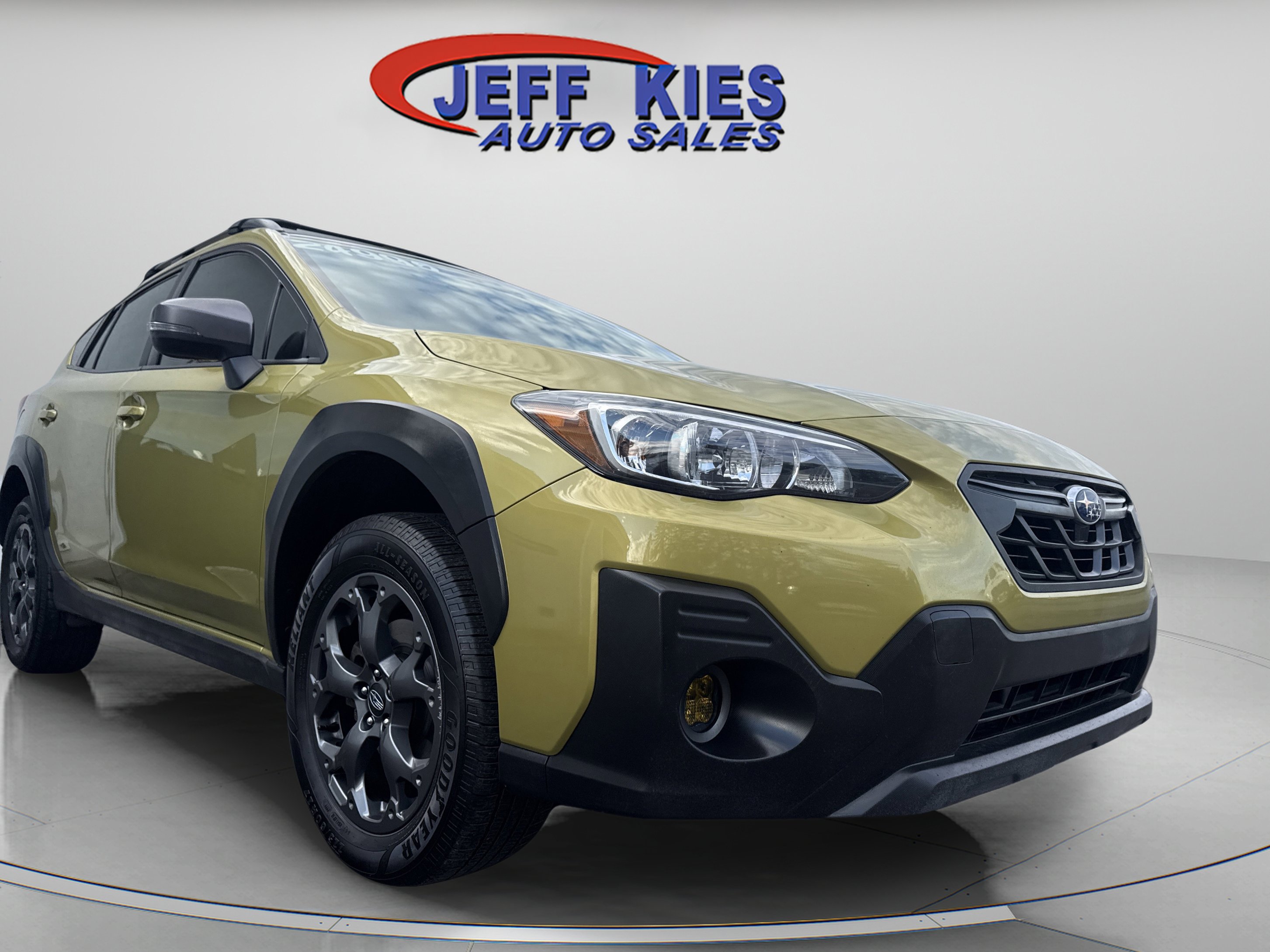Used 2023 Subaru Crosstrek 2.5i Sport AWD/4WD image 3